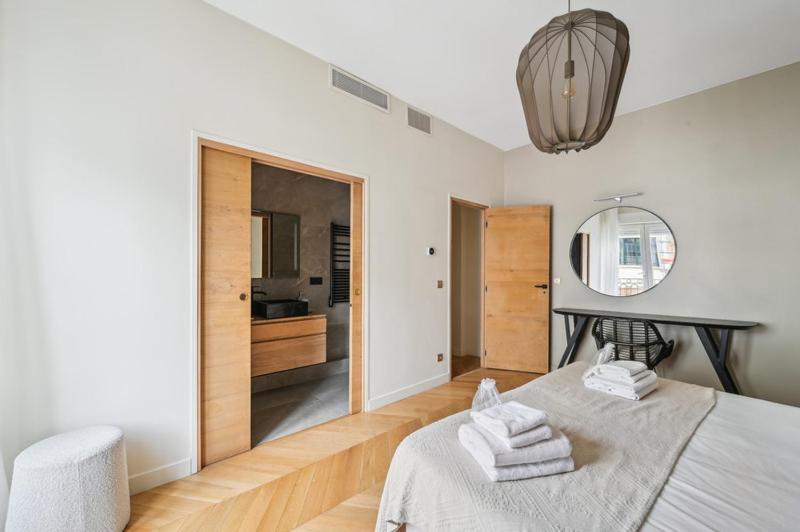 Appartement 293 Arc De Triomphe - Superb *